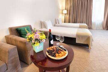 Двухуровневый люкс в  Lopota Lake Resort & Spa